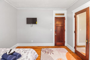 Private rooms in Detroit - close to hospitals